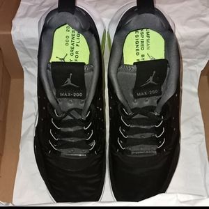 Jordan Max 200 "Volt" size 12